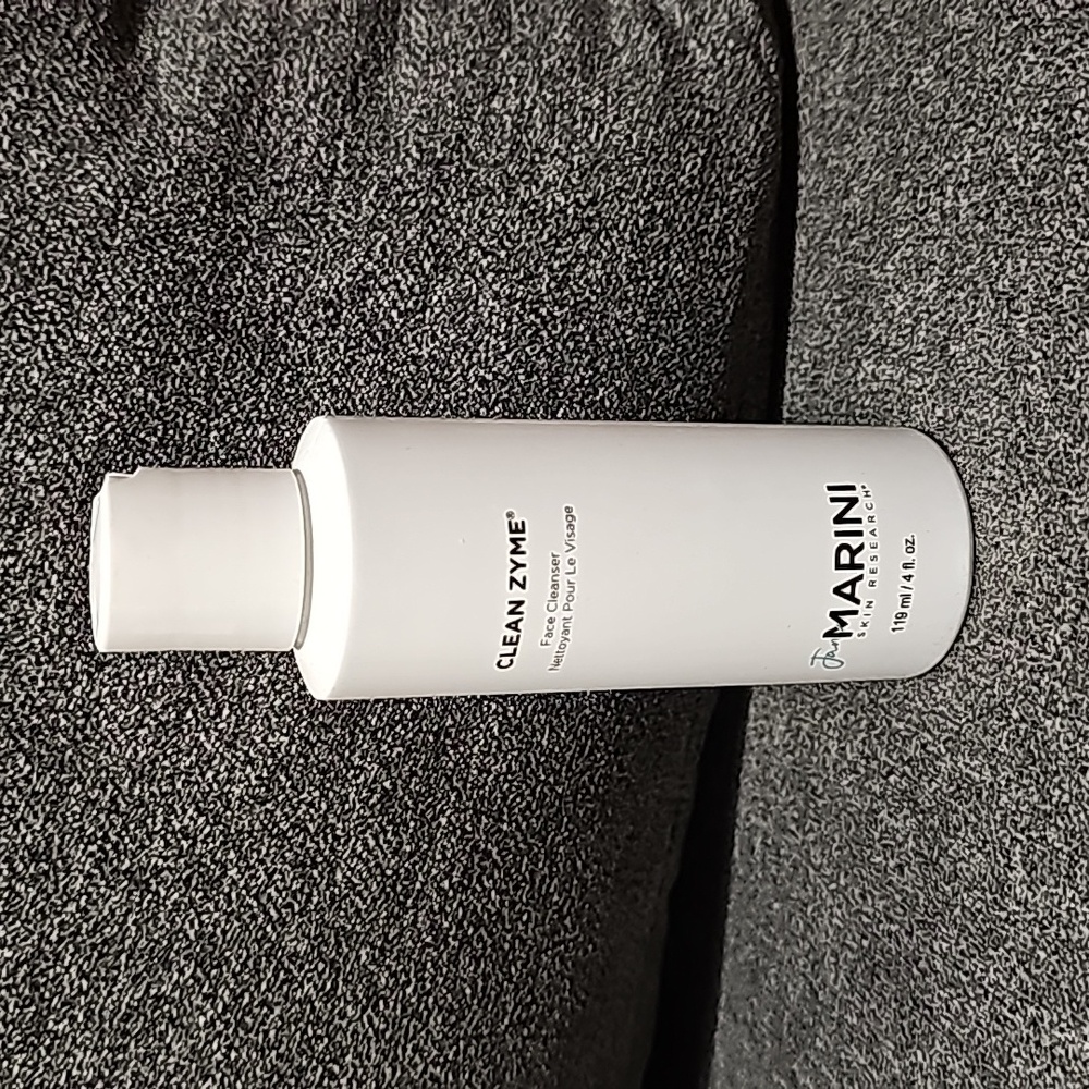 Jan Marini Clean zyme Face Cleanser EXP 5/24
